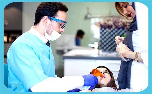 عيادة الدكتور شاهروخ يغانة لطب الأسنان في طهران ايران
