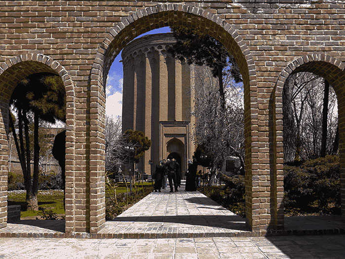 برج طغرل في طهران