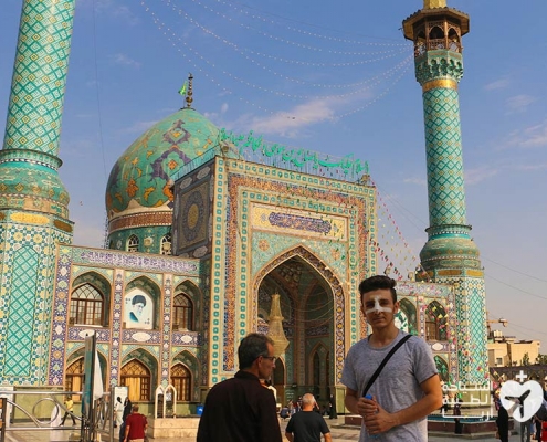 سياحة وتجميل في ايران لشاب كردي