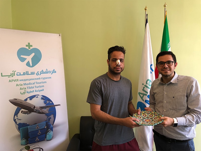 عمل جراحی بینی گردشگر عمانی