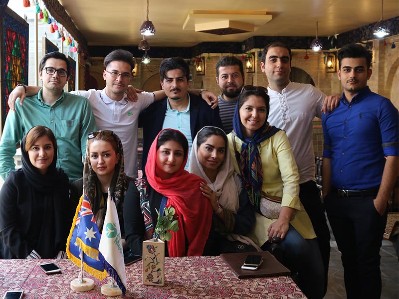 تیم آریامدتور همراه بیمار در سفر درمانی به ایران