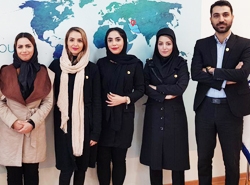 کارمندان شعبه مشهد آریامدتور شرکت تسهبلگر گردشگری سلامت ایران