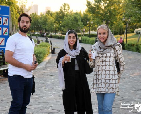 توریست فنلاندی برای عمل جراحی سینه در تهران