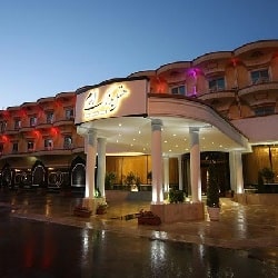 Эрам гранд отель в Тегеране