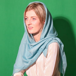 Nose surgery in Iran - Emily from Australia tells why she chose Iran for her surgery!